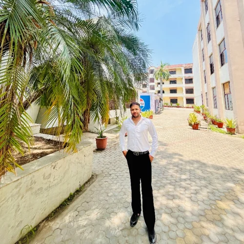 Rishav profile photo