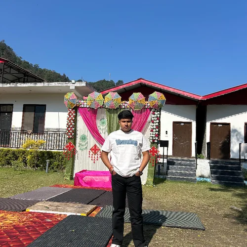VISHARAD GUPTA profile photo
