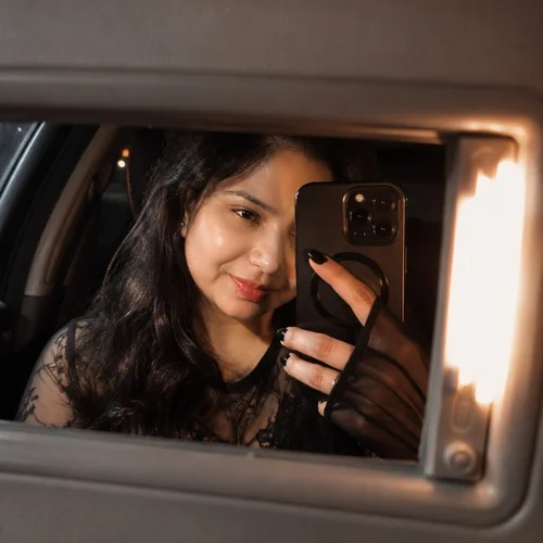 Komal Sharma profile photo