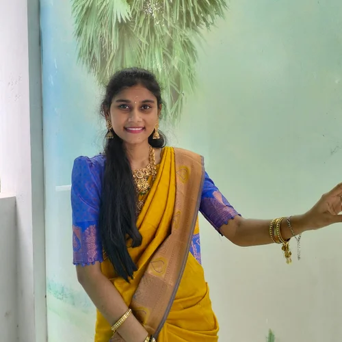 Rojini profile photo