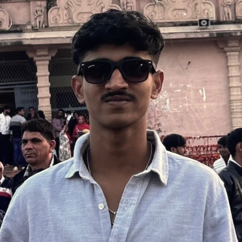 Vedant mahida profile photo