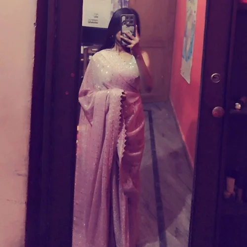 Simran khetwal profile photo