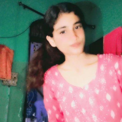 Sakshi giri profile photo